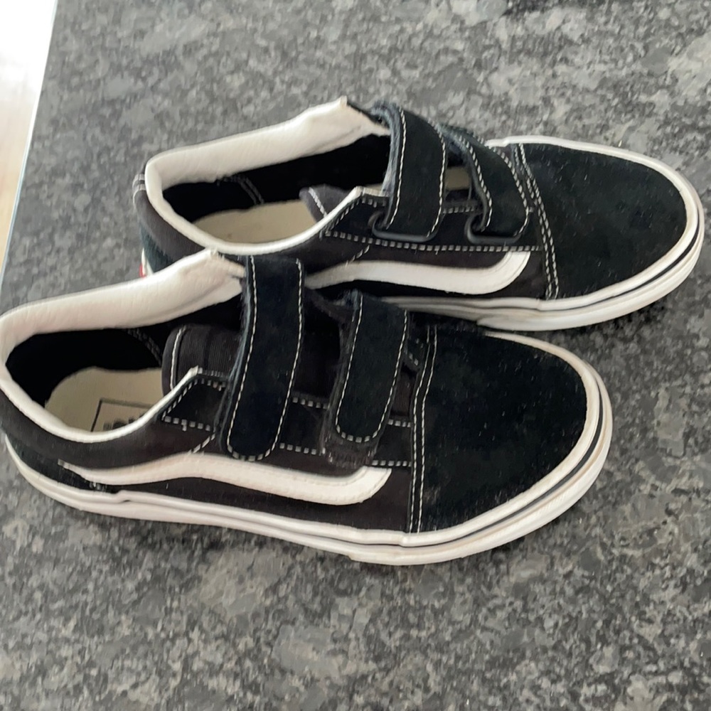 Kids black vans size 3